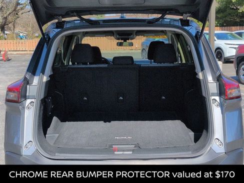 Certified 2023 Nissan Rogue SV image 9