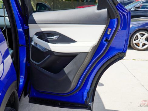 Used 2018 Jaguar E-PACE R-Dynamic HSE image 25