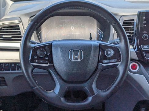 Used 2019 Honda Odyssey EX-L image 17
