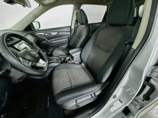 Used 2019 Nissan Rogue S w/ Special Edition Package FWD image 24