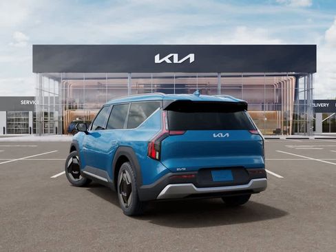 New 2026 Kia EV9 Wind AWD/4WD image 4