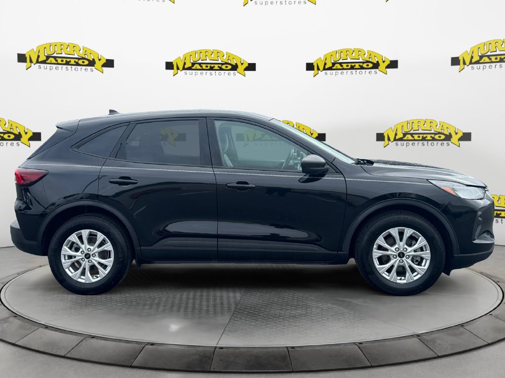 Used 2025 Ford Escape Active AWD/4WD image 6