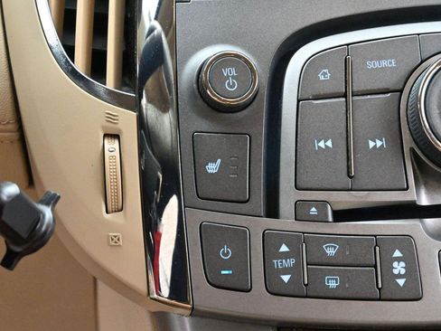 Used 2013 Buick LaCrosse Leather FWD image 22