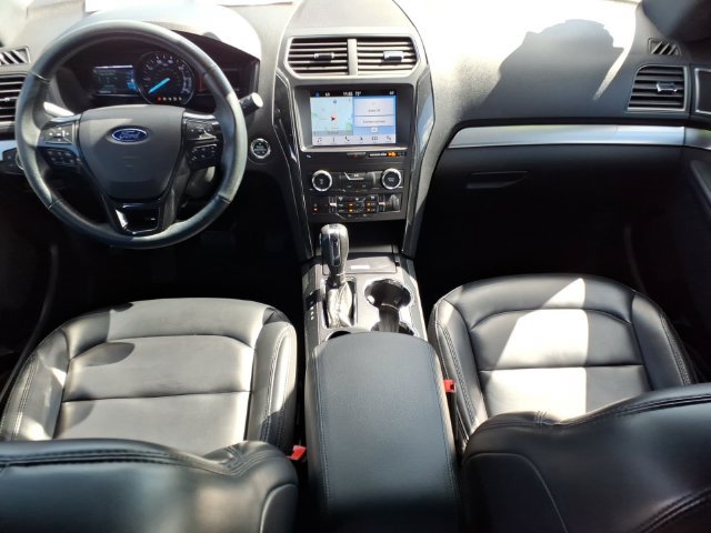 Certified 2019 Ford Explorer XLT w/ Equipment Group 202A FWD image 11