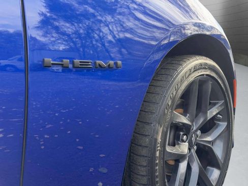 Used 2022 Dodge Charger R/T w/ Driver Convenience Group image 10