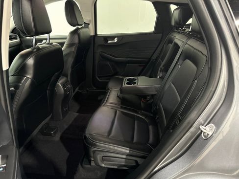 Used 2022 Ford Escape SEL image 21
