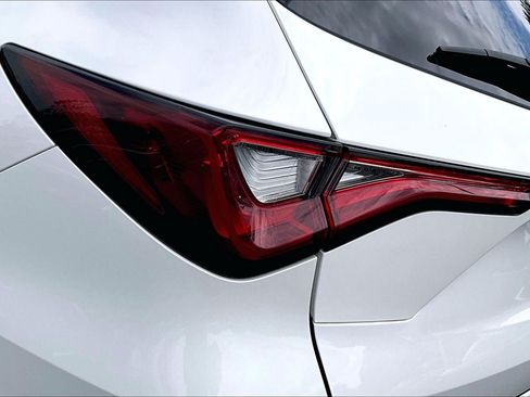 Used 2023 Acura MDX FWD image 28