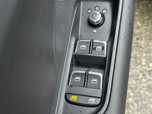 Used 2016 Audi A3 e-tron Premium w/ 17" Wheel Package image 20