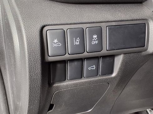 New 2026 Mitsubishi Eclipse Cross AWD image 21