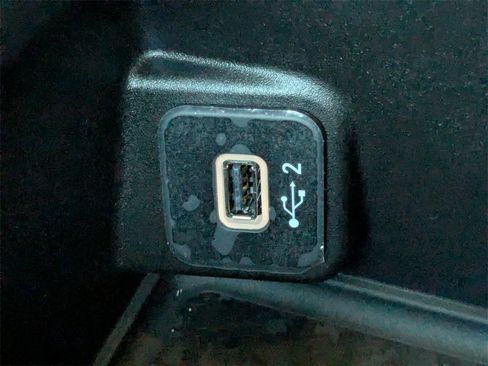 Used 2025 Jeep Wrangler Unlimited Rubicon w/ XTREMEE 35" Tire Package image 32