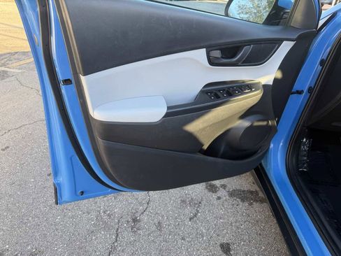 Used 2023 Hyundai Kona SEL image 8