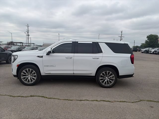 Used 2022 GMC Yukon Denali AWD/4WD image 3