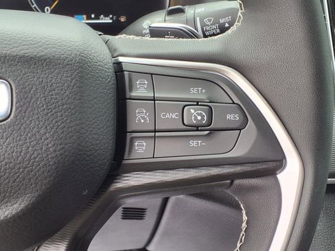 New 2025 Jeep Grand Cherokee 4WD image 26