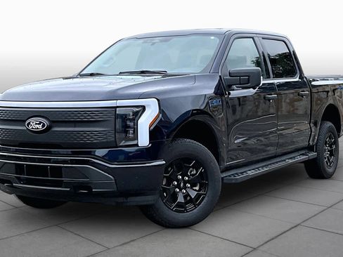 Certified 2025 Ford F150 Lightning XLT AWD/4WD image 34