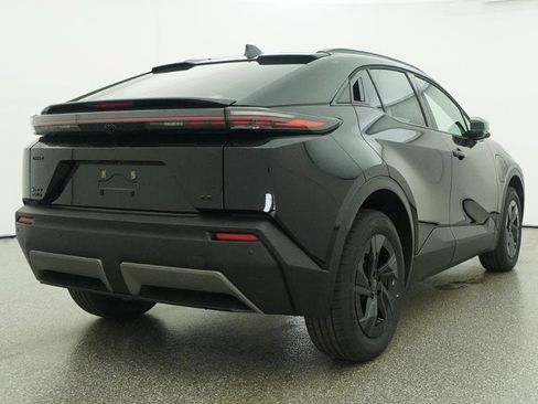 New 2026 Toyota C-HR AWD/4WD image 8