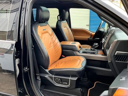 Used 2016 Ford F150 Limited image 8