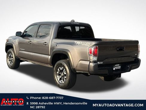 Used 2021 Toyota Tacoma TRD Off-Road w/ Technology Package image 3