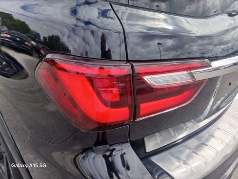 Used 2019 INFINITI QX80 Luxe AWD/4WD image 12