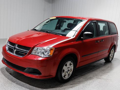 Used 2013 Dodge Grand Caravan American Value Package image 32
