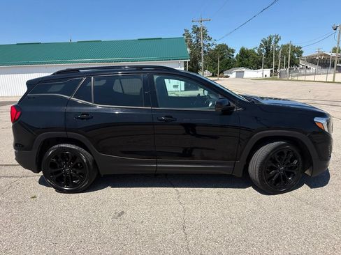 Used 2020 GMC Terrain SLE w/ Elevation Edition AWD/4WD image 6