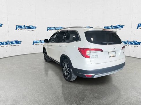 Used 2019 Honda Pilot Touring image 9