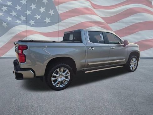 Used 2026 Chevrolet Silverado 1500 High Country AWD/4WD image 3