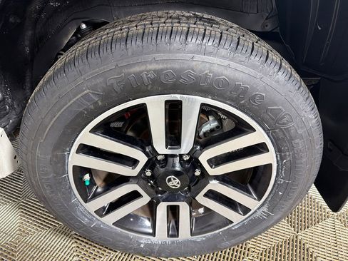 Used 2019 Toyota 4Runner Limited image 20