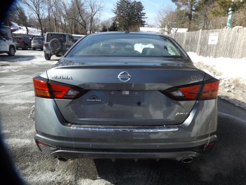 Used 2022 Nissan Altima 2.5 SR image 4