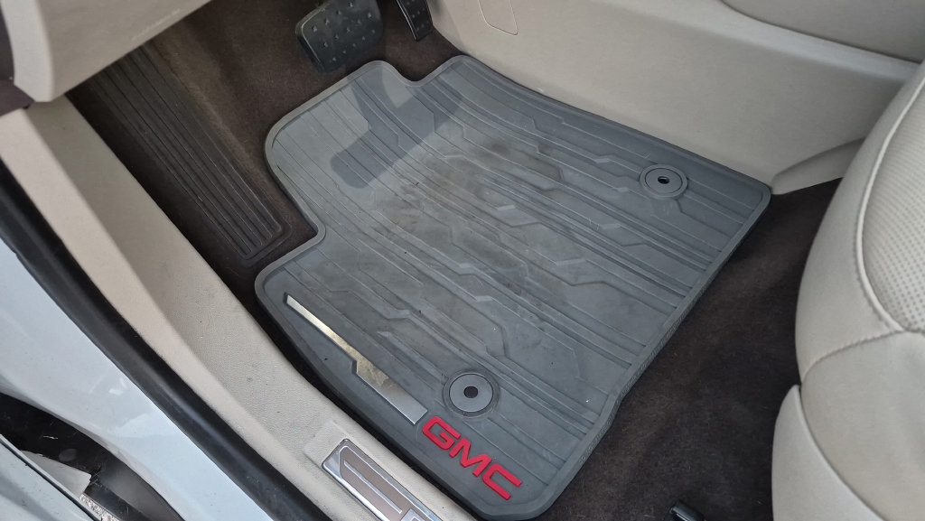 Used 2019 GMC Acadia Denali AWD/4WD image 13