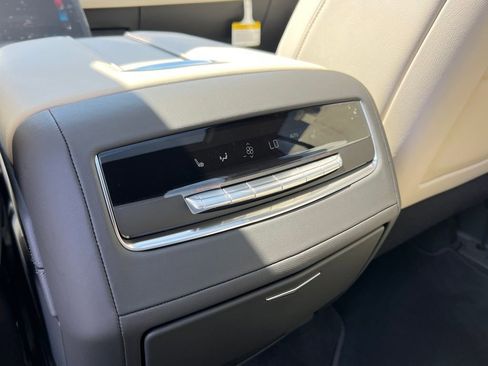 New 2026 Cadillac Escalade Sport AWD/4WD image 19