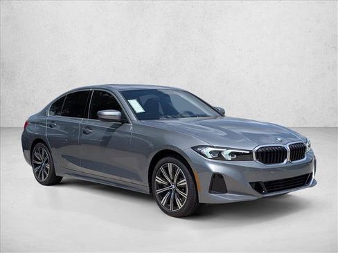 Used 2026 BMW 330i xDrive Sedan w/ Premium Package AWD/4WD image 6