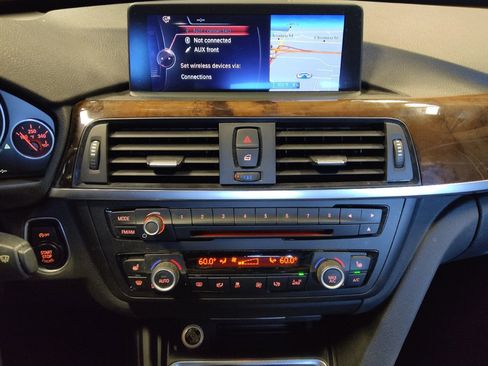 Used 2015 BMW 328i Gran Turismo xDrive AWD/4WD image 25