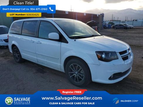 Used 2017 Dodge Grand Caravan GT image 5