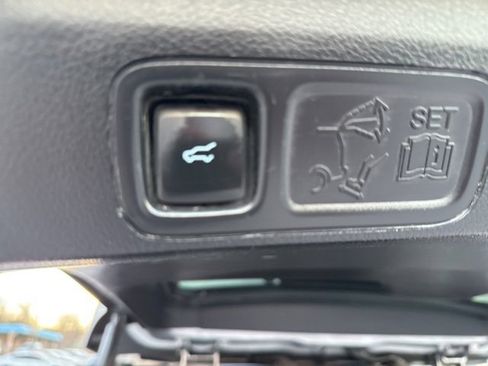 Used 2020 Ford Expedition XLT w/ Equipment Group 202A image 25