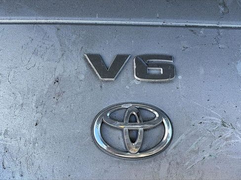 Used 2013 Toyota Highlander Plus image 36