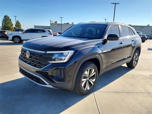 New 2026 Volkswagen Atlas Cross Sport SE image 8