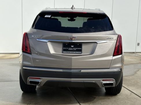 Certified 2023 Cadillac XT5 Premium Luxury w/ Technology Package image 5