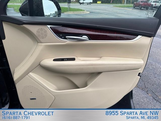 Used 2019 Cadillac XT5 Luxury AWD/4WD image 28