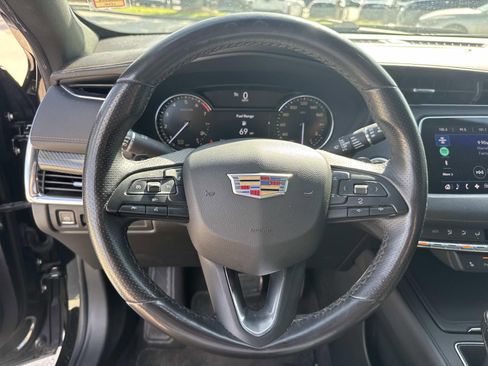 Used 2019 Cadillac XT4 Sport w/ Cold Weather Package FWD image 22
