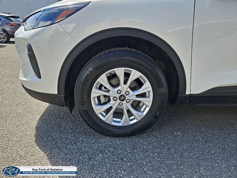 Used 2023 Ford Escape Active w/ Tech Pack #2 image 7