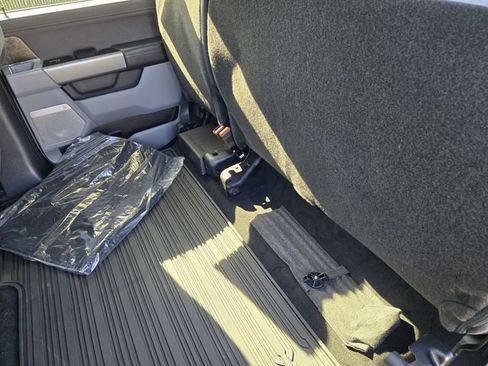 New 2026 Ford F250 XLT w/ XLT Premium Package AWD/4WD image 17