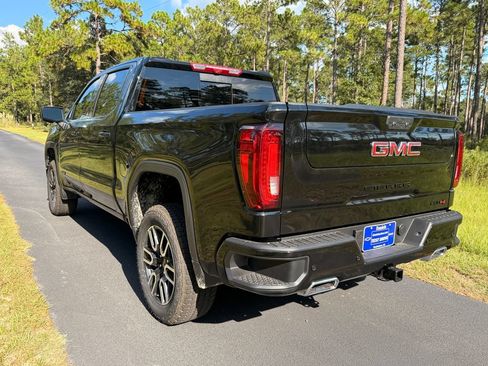 New 2026 GMC Sierra 1500 AT4 w/ AT4 Premium Package AWD/4WD image 3