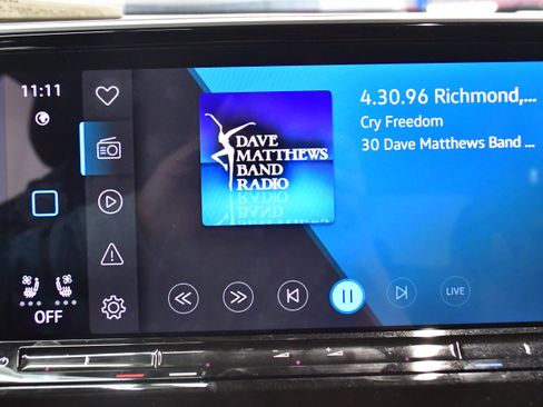 Used 2025 Volkswagen Atlas SE FWD image 24