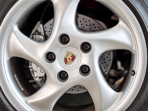 Used 2000 Porsche 911 Carrera 4 AWD/4WD image 94
