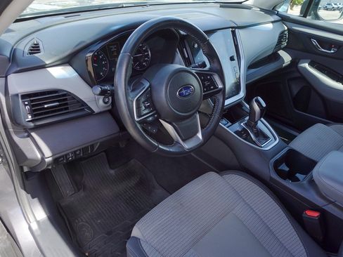 Certified 2022 Subaru Outback Premium AWD/4WD image 9