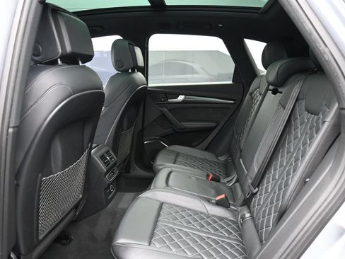 Used 2020 Audi SQ5 Premium Plus w/ Premium Plus Package AWD/4WD image 19