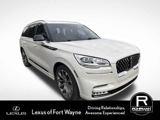 Used 2021 Lincoln Aviator Grand Touring w/ Equipment Group 302A AWD/4WD image 3