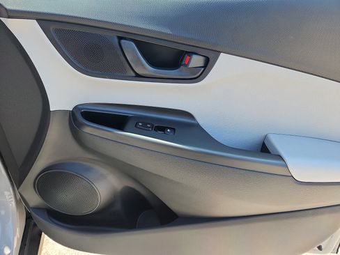 Certified 2023 Hyundai Kona SEL AWD/4WD image 34