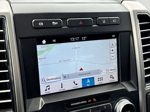 Certified 2019 Ford F450 Platinum w/ Platinum Ultimate Package AWD/4WD image 34