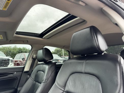 Used 2024 Honda Civic EX-L image 27